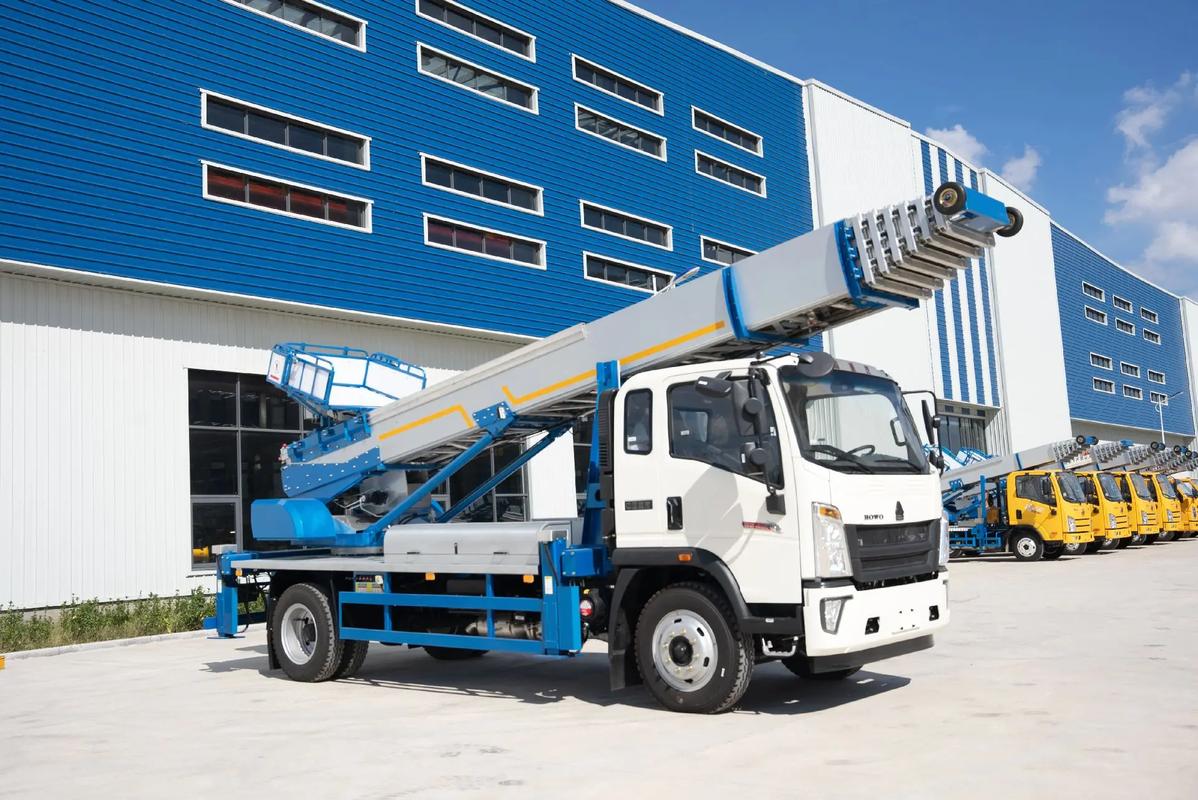 永春县出租云梯车高空作业车 建筑垃圾搬运